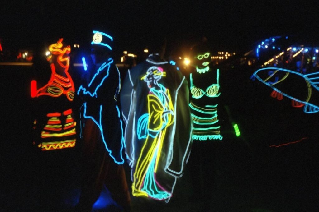 Home 1 halloween elwire