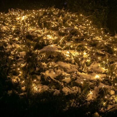LED-es fényfüggöny, meleg fehér 3x6m (600 LED) – távirányítóval